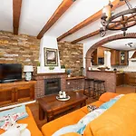 Вилла Naranjos *
